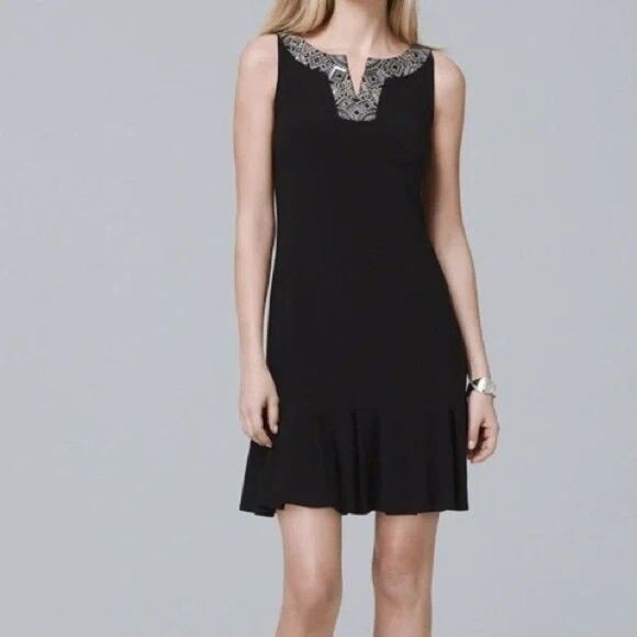 WHBM Embroidered Neckline Pleated Hem V-Neck Black Tank Dress Size 1X - Picture 1 of 12